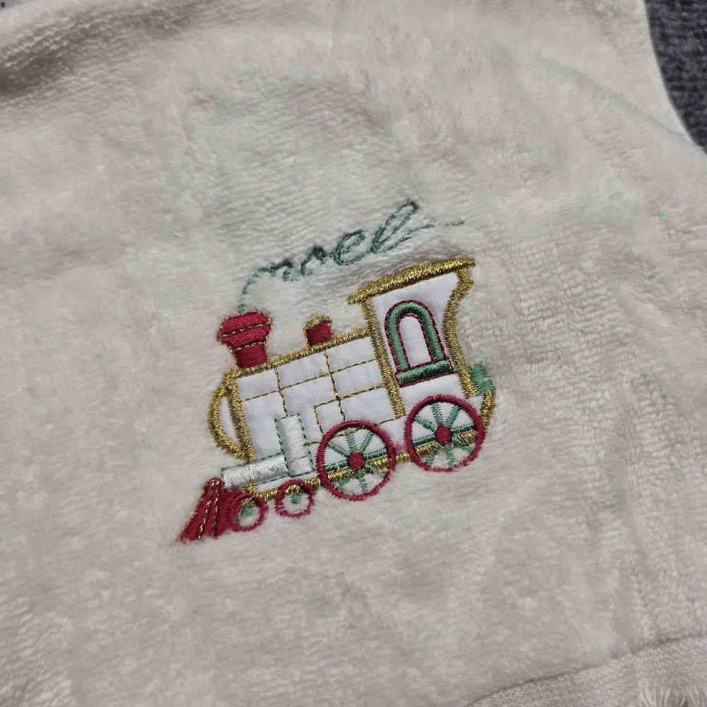 Vtg Holiday Kitchen Lot Haband Christmas Tree Apron Top XL + 4 Hand Towels Noel
